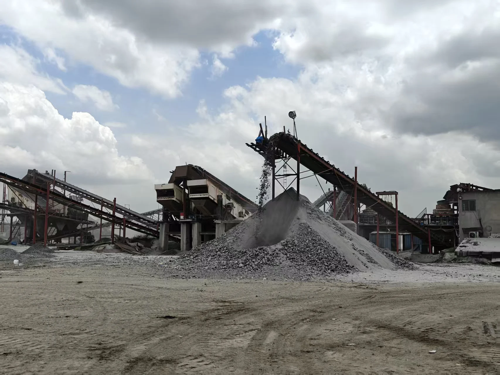 12 Years of Stable Production: Leimeng Aggregate Production Line in Ghana