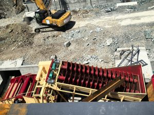 Integrated spiral sand washer and fine sand recycling machine used in Leimeng tuff aggregate production line for sand washing and fine material recovery.